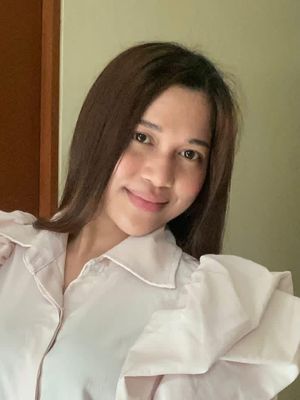 Mariel, 26
