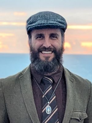 Quinn, 35