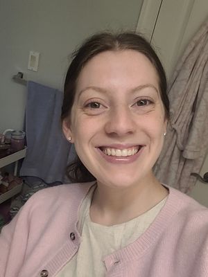 Elizabeth, 24