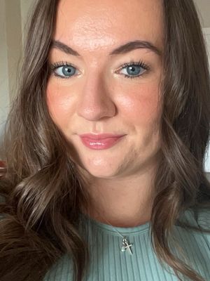 Emily, 24
