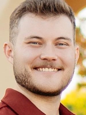 Justin, 24