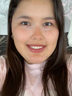 Andrea, 25