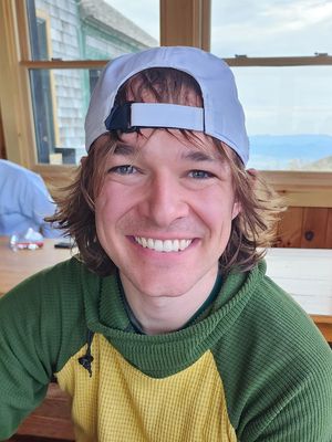 Andrew, 27