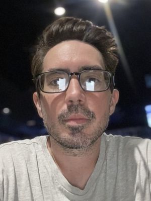 Chris, 39