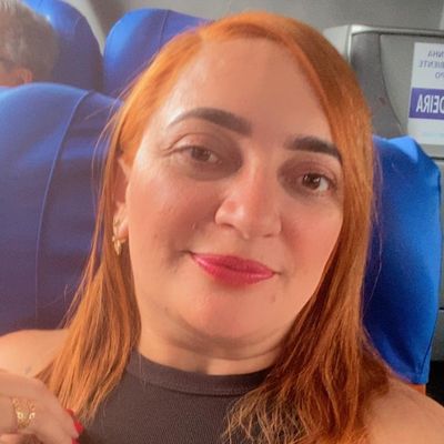 Janiely, 39