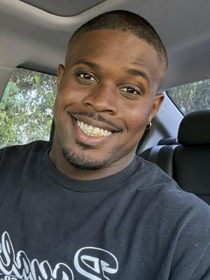 Raymond, 22