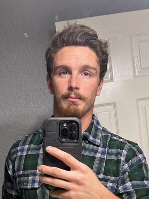 Daniel, 25