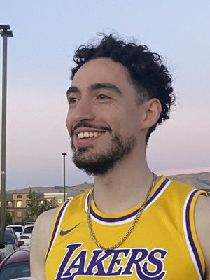 Ignacio, 28