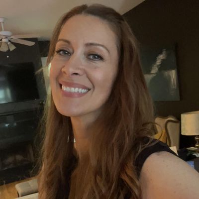 Fiona, 53