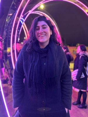 Daniela, 34