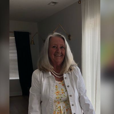 Joanne, 74