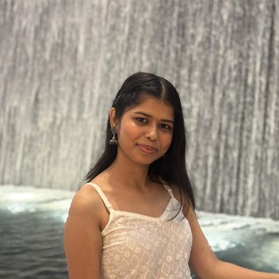 Sonia, 25