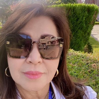 Loren, 67