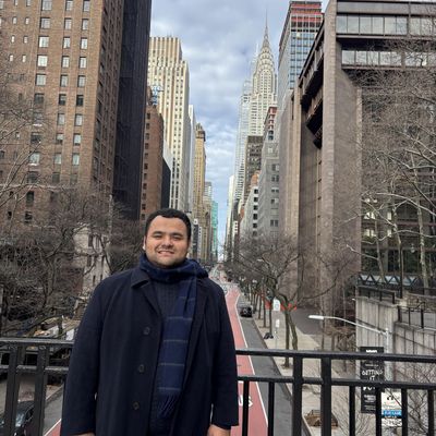 Andrew, 25