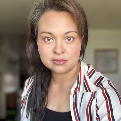 Ana, 42