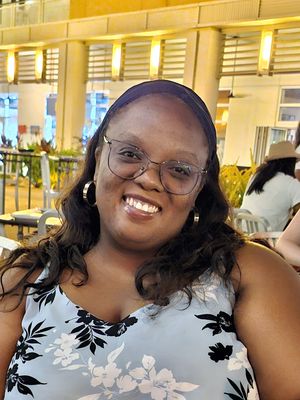 Renee, 44