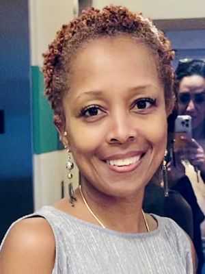 Wynter, 52