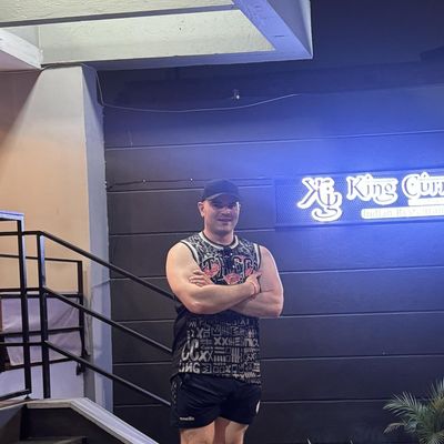 Eoin, 29