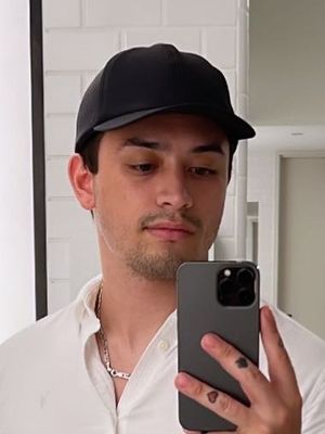 Jeandominique, 26