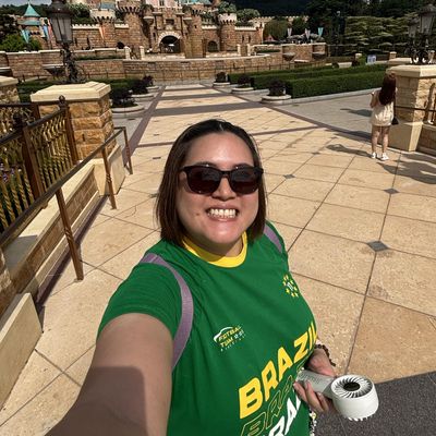 Krissy, 35