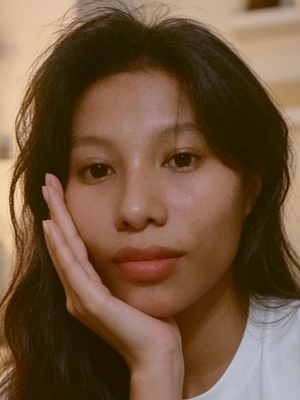 Maria, 25