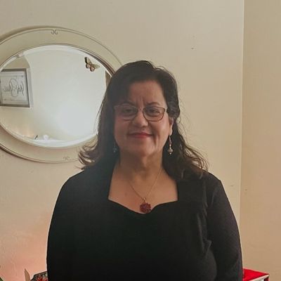 Rachel, 62
