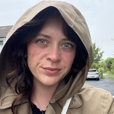Michaela, 31