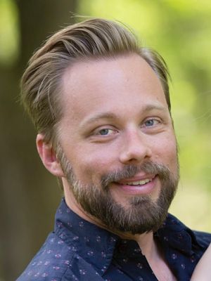 Michael, 44