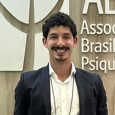 Bernardo, 32