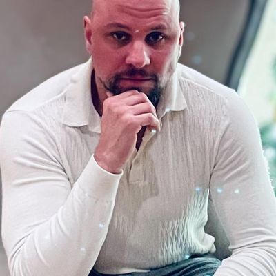 Leo, 46