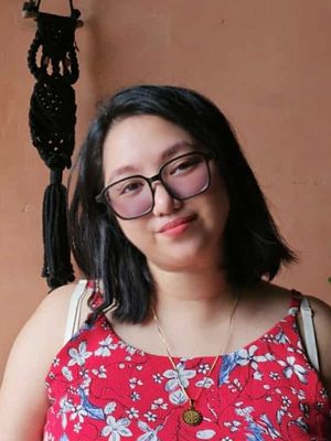 Sarah, 30