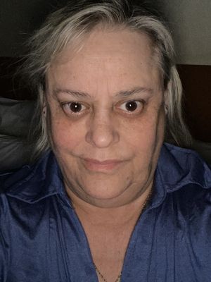 Toni, 65