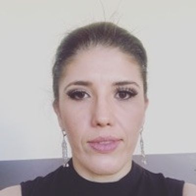 Vania, 45