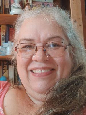 Sandra, 60