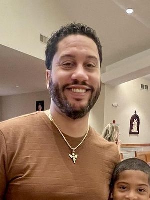 Tony, 39