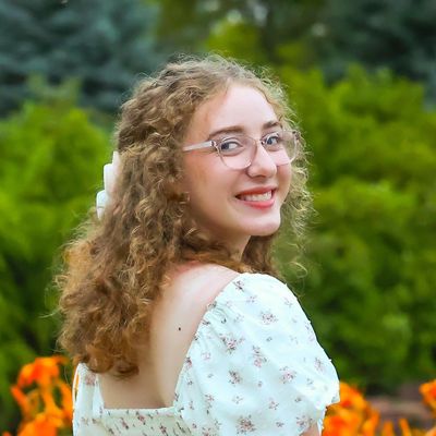 Alisha, 19