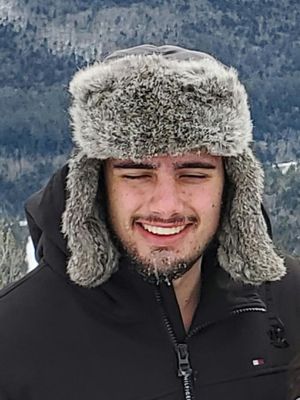 Petre, 23