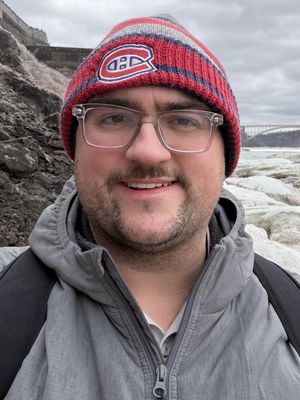 Jeremy, 33