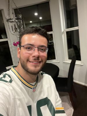 Jose, 24