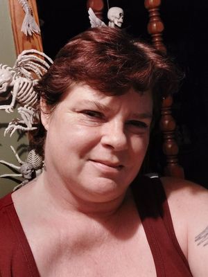 Laura, 57