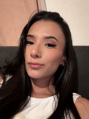Milagros, 21