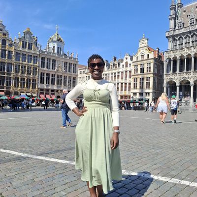 Josephine, 29