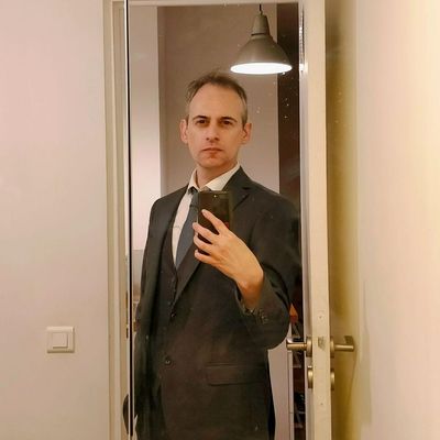 Hernan, 49