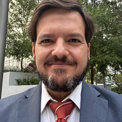 Felipe, 46