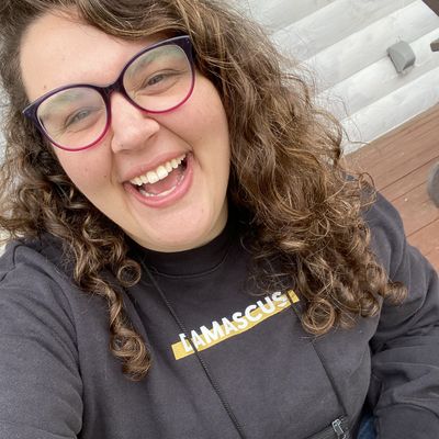 Marie, 27