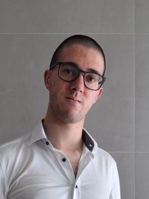 Edoardo, 19