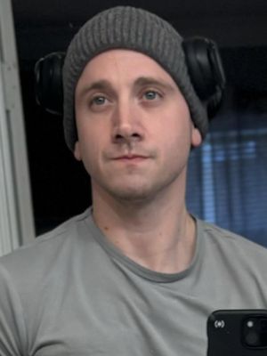 Joe, 41