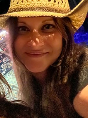 Katie, 36