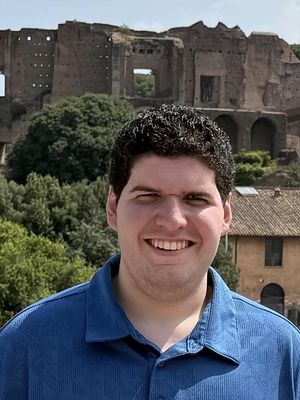 Zachary, 24