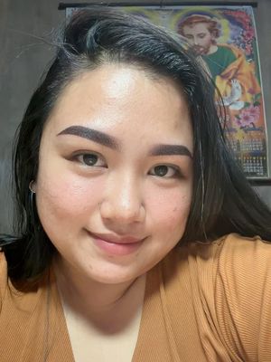 Queenie, 29